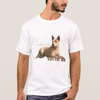 私のオーストラリアの牛犬によって所有される Tシャツ
