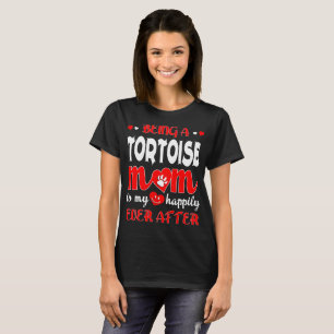 私のカメのお母さんがあります幸福にその後ずっと Tシャツ