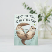 私のカワウソなパートナー 誕生日おめでとう 面白い夫婦 ポストカード (スタンド正面)