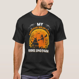 私のカーディガンウェルシュコーギーがショットガンを運転するハロウィン Tシャツ