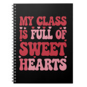 私のクラスはバレンタインデーのスウィートアーツでいっぱいだ ノートブック (正面)