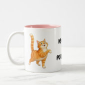 私のクラスは完璧に可愛い オレンジ色の猫の先生  ツートーンマグカップ (左)