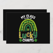 私のクラスは幸運なチャームが満載のセントパトリックの日 招待状 (正面/裏面)