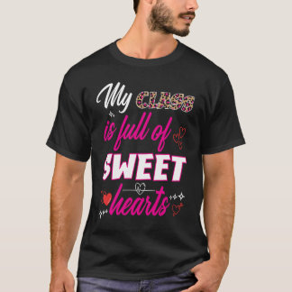 私のクラスは甘いハートバレンタインデーTでいっぱいである Tシャツ