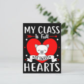 私のクラスは甘いバレンタインのハートでいっぱいだ ポストカード (スタンド正面)