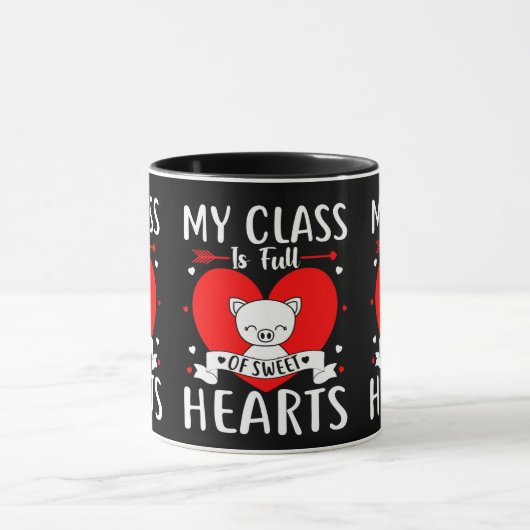 私のクラスは甘いバレンタインのハートでいっぱいだ マグカップ (中央)