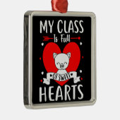 私のクラスは甘いバレンタインのハートでいっぱいだ メタルオーナメント (右)