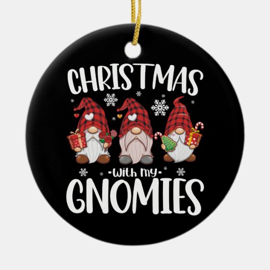 私のグノーミーバッファローレッドプレイド格言とクリスマス セラミックオーナメント (正面)