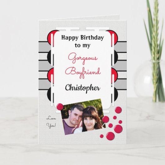私のゴージャスな彼氏の赤い写真の誕生日 カード (正面)