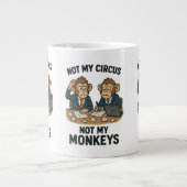私のサーカスではなく、私のサル – 漫画のおもしろい僧侶 ジャンボコーヒーマグカップ (正面)