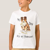 私のシェットランド・シープドッグは私の宿題を食べました Tシャツ (正面)