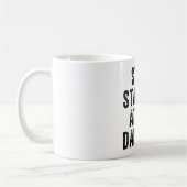 私のストップパパ体を見つめて コーヒーマグカップ (左)