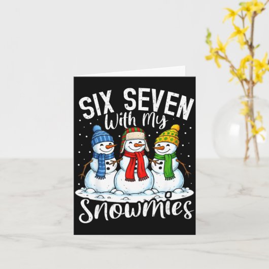 私のスノーミーと一緒にチルってる 面白い雪だるま 67 クリスマス カード (黄色い花)