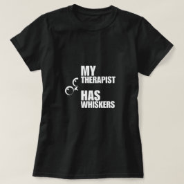 私のセラピストにはひげがある 猫のユーモア Tシャツ