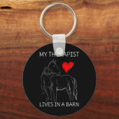 私のセラピストは馬車好きの納屋に住んでいる キーホルダー (正面)