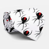 私のタイにredbackがあります ネクタイ (ロール)