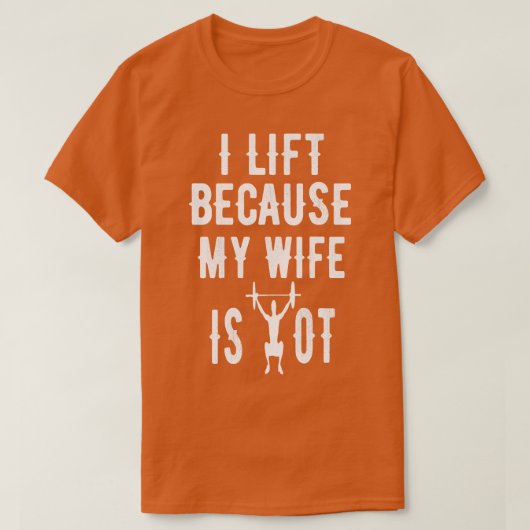 私のトレーニングは妻が熱いデザインだからだおもしろい Tシャツ (デザイン正面)