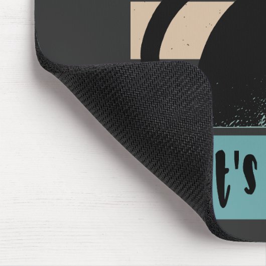 私のナイフはがき付き無邪気な猫ではない マウスパッド (コーナー)