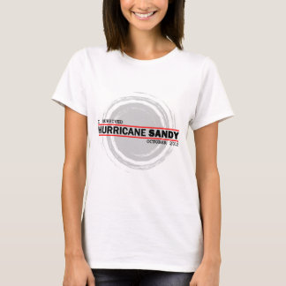 私のハリケ生き延びーン・サンディ Tシャツ