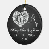 私のハートの黒へのエレガントな結婚式の引き出物の鍵 セラミックオーナメント (左)