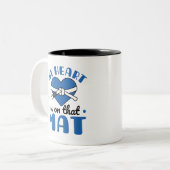 私のハートはあのマットのジウジツマムの上にいる ツートーンマグカップ (正面左)