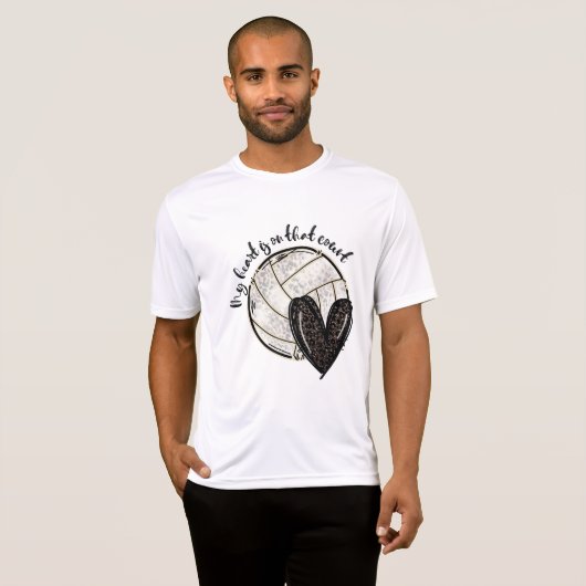 私のハートはそのコートのバレーボールのヒョウに乗っている Tシャツ (正面フル)