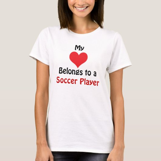 私のハートはサッカー選手のものだ Tシャツ (正面)