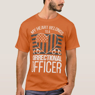 私のハートは刑務官に属している Tシャツ