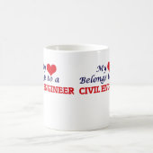 私のハートは土木技師に属します コーヒーマグカップ (中央)