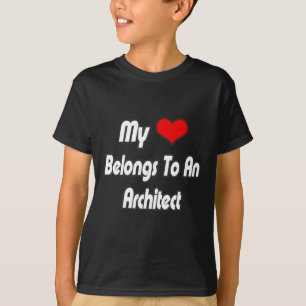 私のハートは建築家のものだ Tシャツ