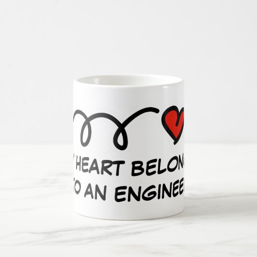 私のハートは機関士のかわいいコーヒーマグだ コーヒーマグカップ (中央)