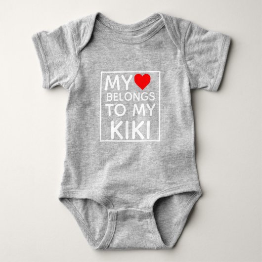 私のハートは私の名前に属します ベビーボディスーツ (正面)