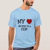 私のハートは警官に所属している Tシャツ (正面)