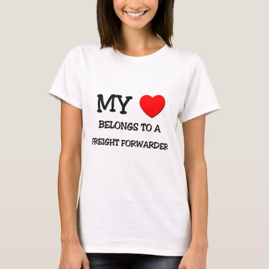 私のハートは貨物運送業者に属します Tシャツ (正面)