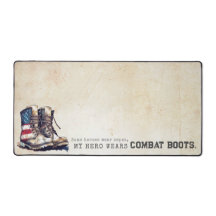 私のハート素朴は戦闘靴を着用軍隊ママ