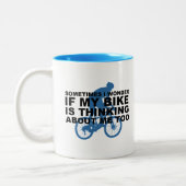 私のバイクが追随的な青について考える疑問に思って下さい ツートーンマグカップ (左)