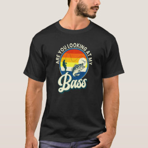 私のバスを変な目で見ていますか おかしい釣り 釣り人 Tシャツ