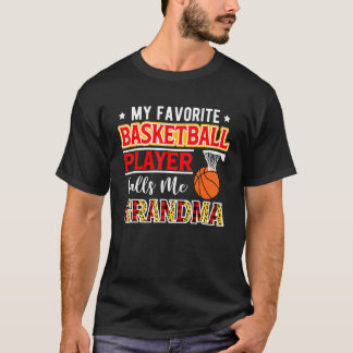 私のバスケッお気に入りのトボール選手は私をおばあちゃんモトと呼ぶ Tシャツ