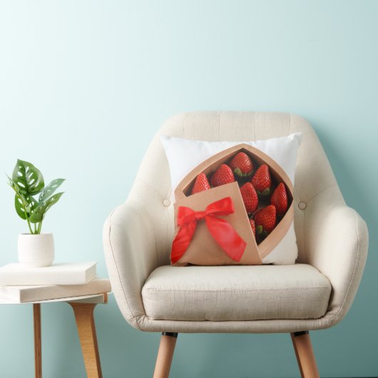私のバレンタインのイチゴの赤い弓箱になる クッション (椅子)