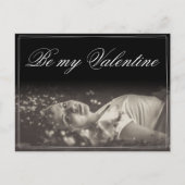 私のバレンタイン – 嘘をつく若い女性 ポストカード (正面)