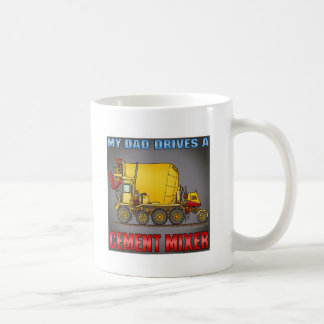 私のパパはコンクリートミキサー車のトラックメンズTシャツを運転します コーヒーマグカップ