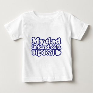私のパパは少し大きい ベビーTシャツ