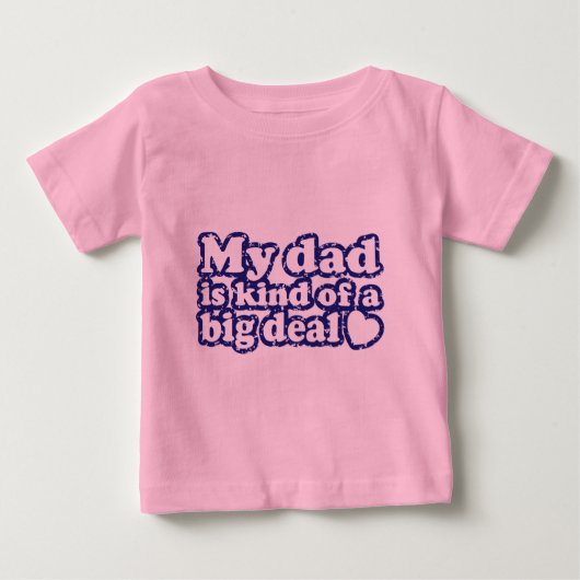 私のパパは少し大きい ベビーTシャツ (正面)