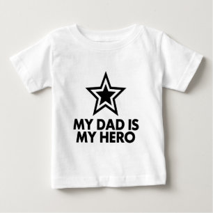 私のパパは私のヒーロー ベビーTシャツ