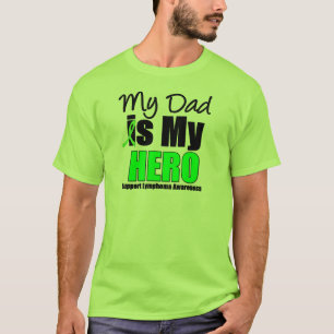 私のパパは私の英雄です Tシャツ