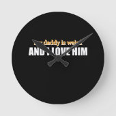 私のパパは風変わりそして私は彼のパパギフトが大好きおもしろい ラウンド壁時計 (正面)