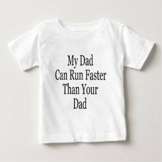 私のパパ走はあなたのパパより速く ベビーTシャツ