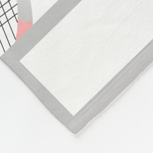 私のパーソナライズされた名前はテニスラケットとボールが大好き フリースブランケット (角)