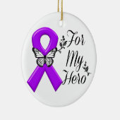 私のヒーローのための紫の認識度リボン セラミックオーナメント (右)