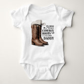 私のヒーローはカウボーイブーツを履く ベビーボディスーツ (正面)